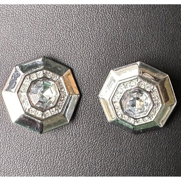 VTG Liz Claiborne Fashion Earrings 1" Rhinestone Clip Silver Tone Octagon Y2K‎ - Picture 1 of 7